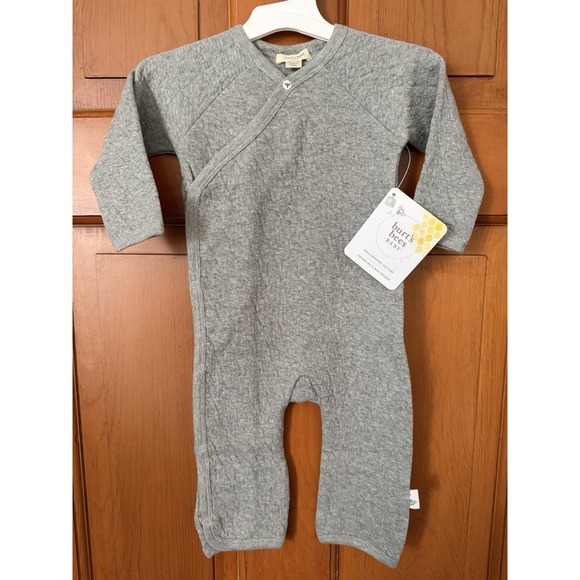 Burt's Bees Other - Burt's Bees Baby Unisex Heather Grey Quilted Wrap-Front Baby Jumpsuit Size 0-3M